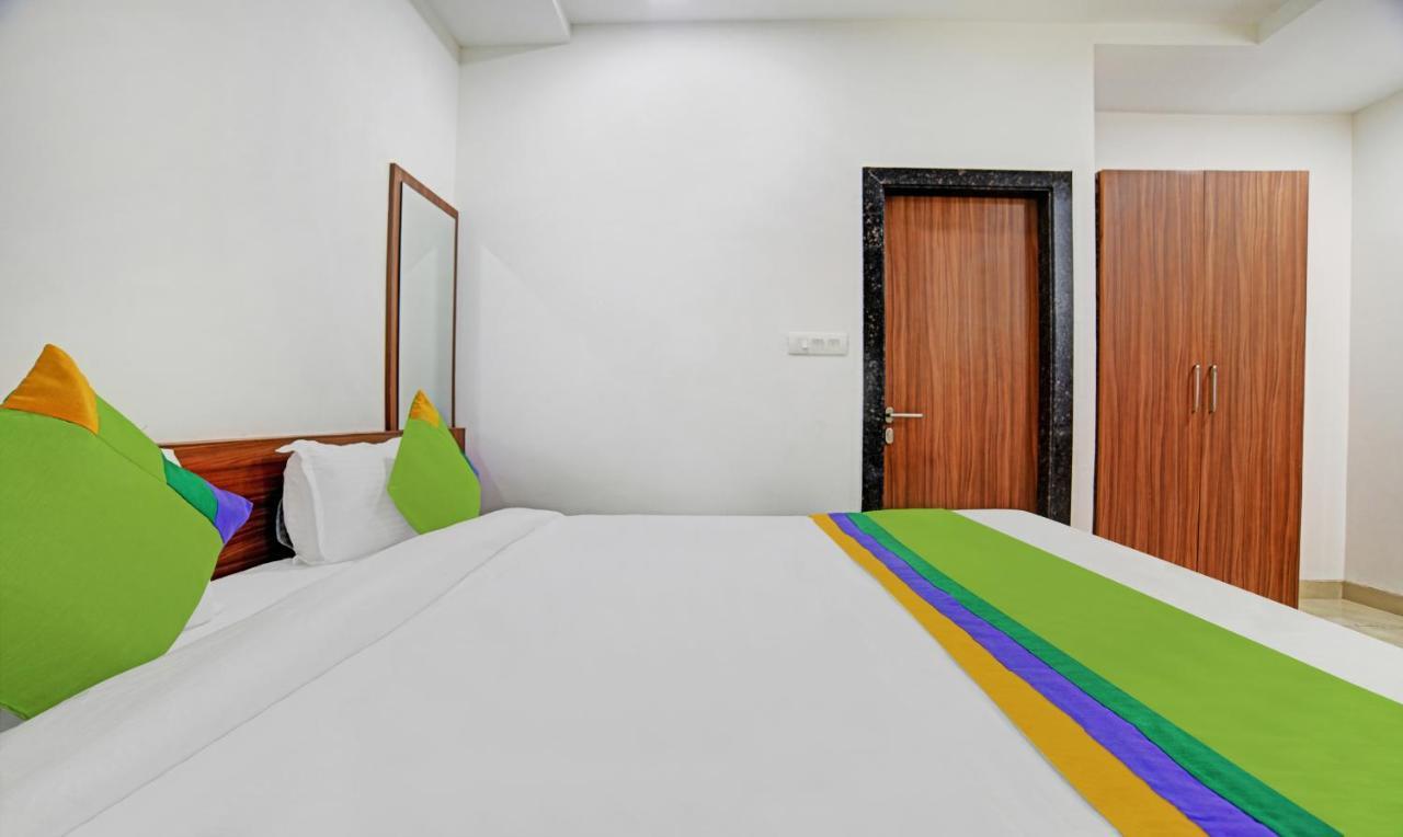 Treebo Shivaay Hotel Indore Eksteriør billede